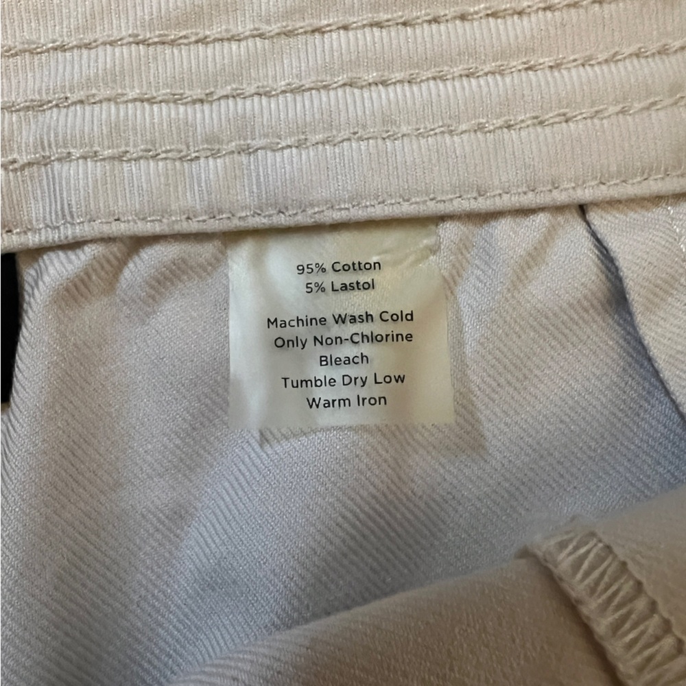 Talbots Preppy Cropped Stretch‎ Khaki Capris with Front Button Pockets 10 - Picture 5 of 6